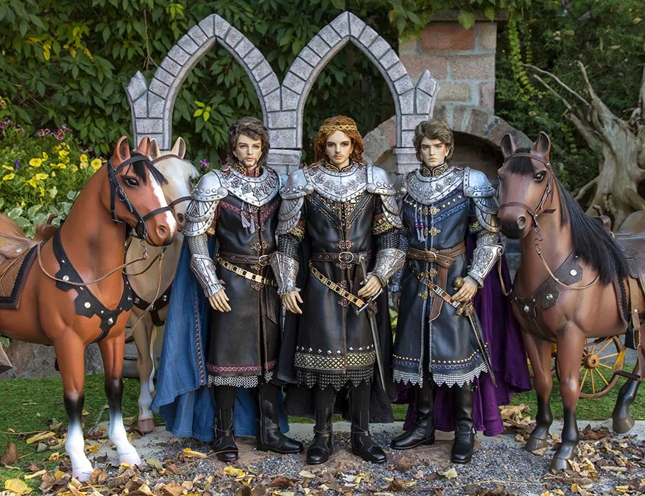 Martha Boers’ Armoured Dolls Bring a Storybook Scene to Life