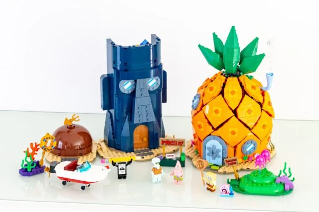 Review LEGO Icons 11386 SpongeBob SquarePants: Bikini Bottom